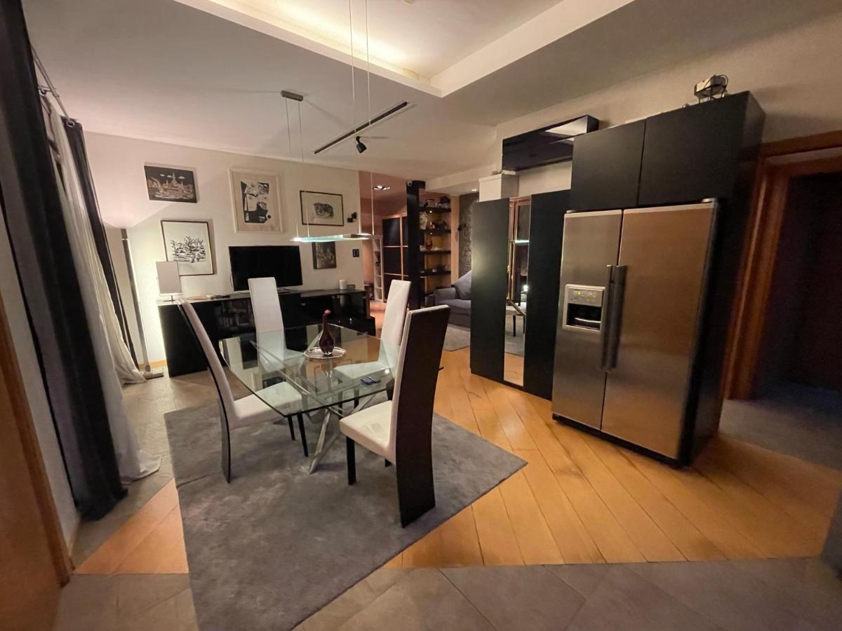 Apartamento Attico Con Vista Spettacolare E Jacuzzi Bolonia Exterior foto