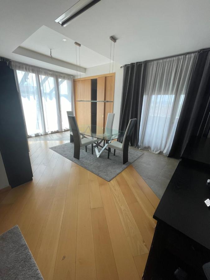 Apartamento Attico Con Vista Spettacolare E Jacuzzi Bolonia Exterior foto